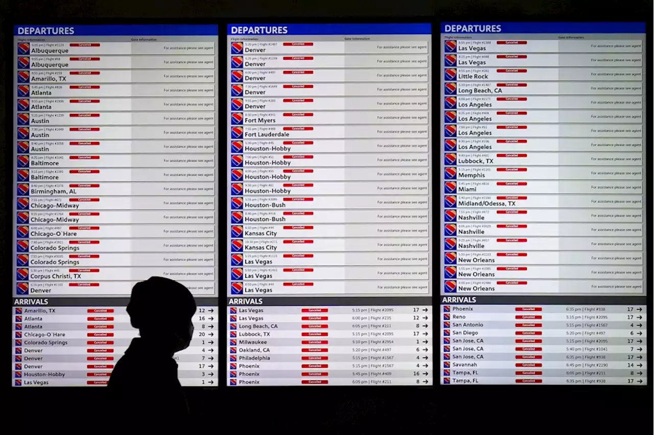 The 3 big questions to ask when your flight is canceled or delayed