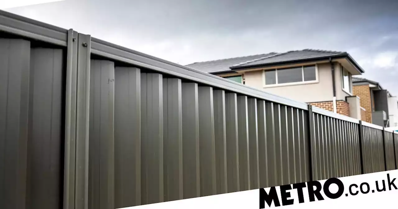 Man bills his neighbour for a fence he put up 17 years ago