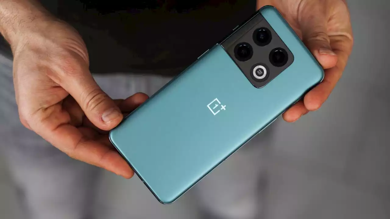 PSA: These snazzy OnePlus holiday deals are still live so don’t forget to unwrap them before Xmas!