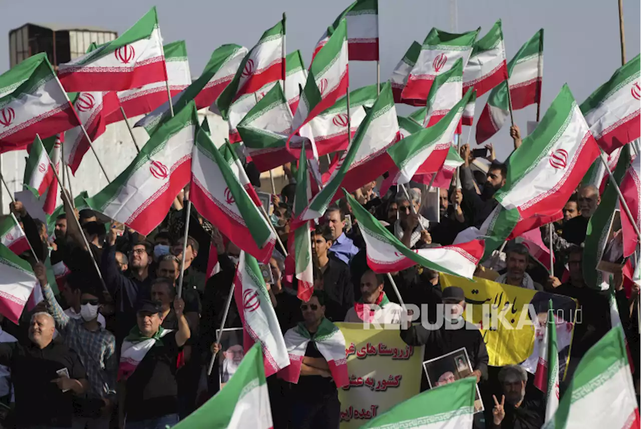 Mendagri Vahidi: Musuh Gagal Memecah Belah Rakyat Iran |Republika Online