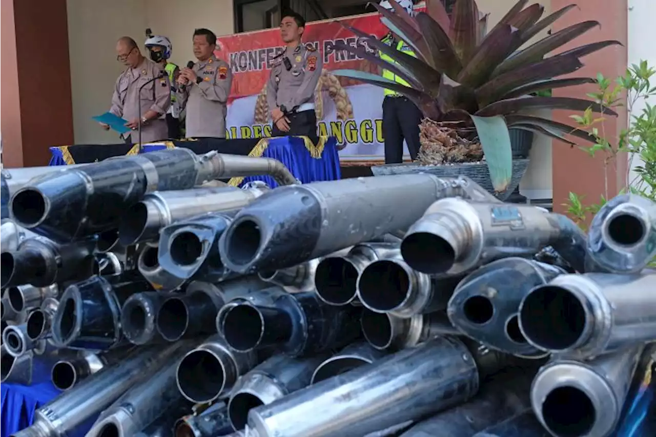 Satlantas Polresta Sidoarjo Imbau Pedagang tak Jual Kenalpot Brong |Republika Online