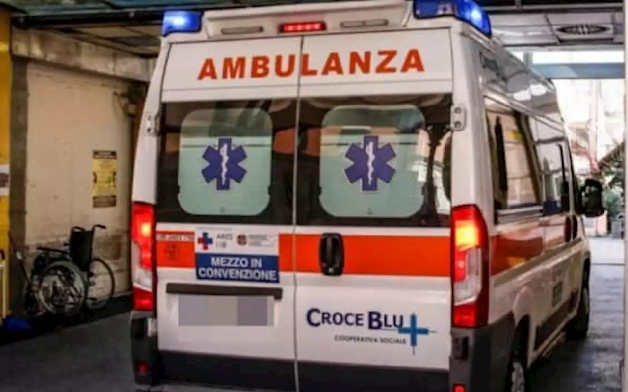 Incidente sul lavoro a Saronno, cade nel vano montacarichi: è grave