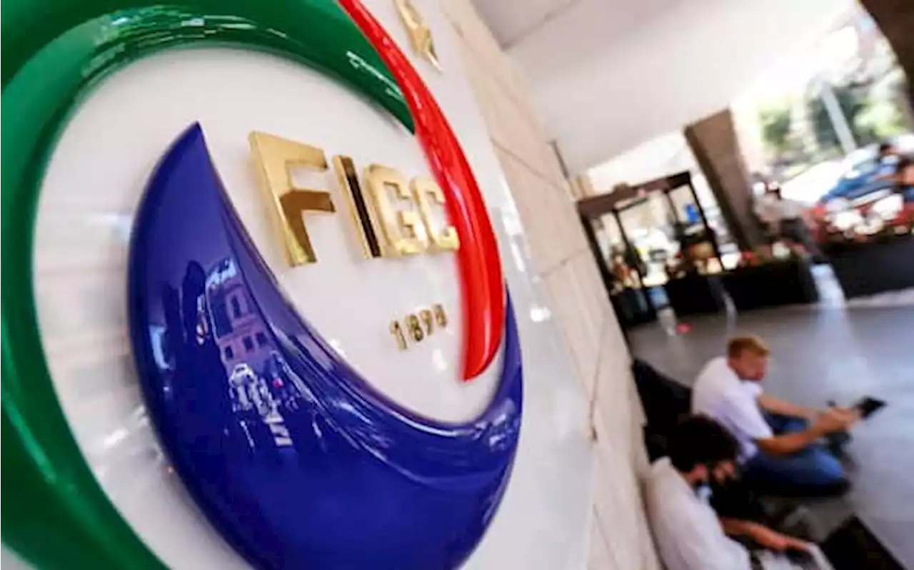 Procura Figc: 'Riaprire processo plusvalenze su Juve e altri club'