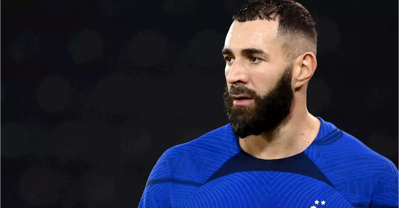 Benzema e la Francia, l&#39;addio &egrave; anche social