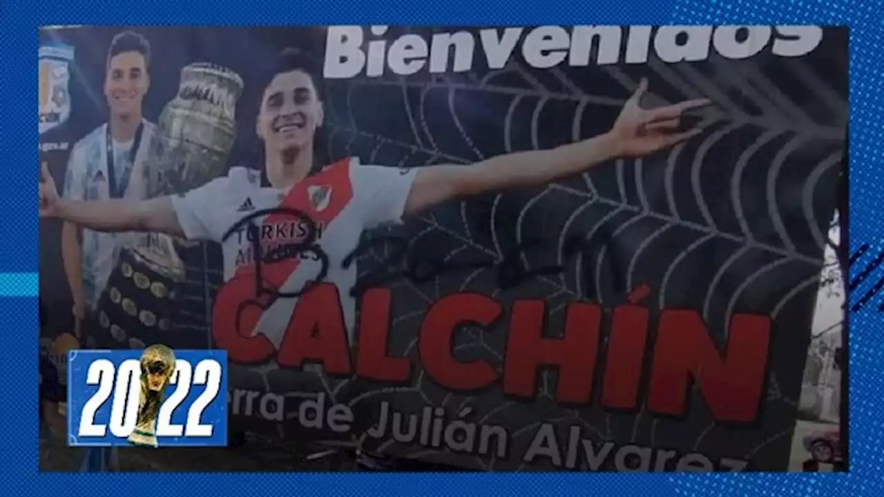 En Calchín, vandalizaron el cartel de Julián Álvarez