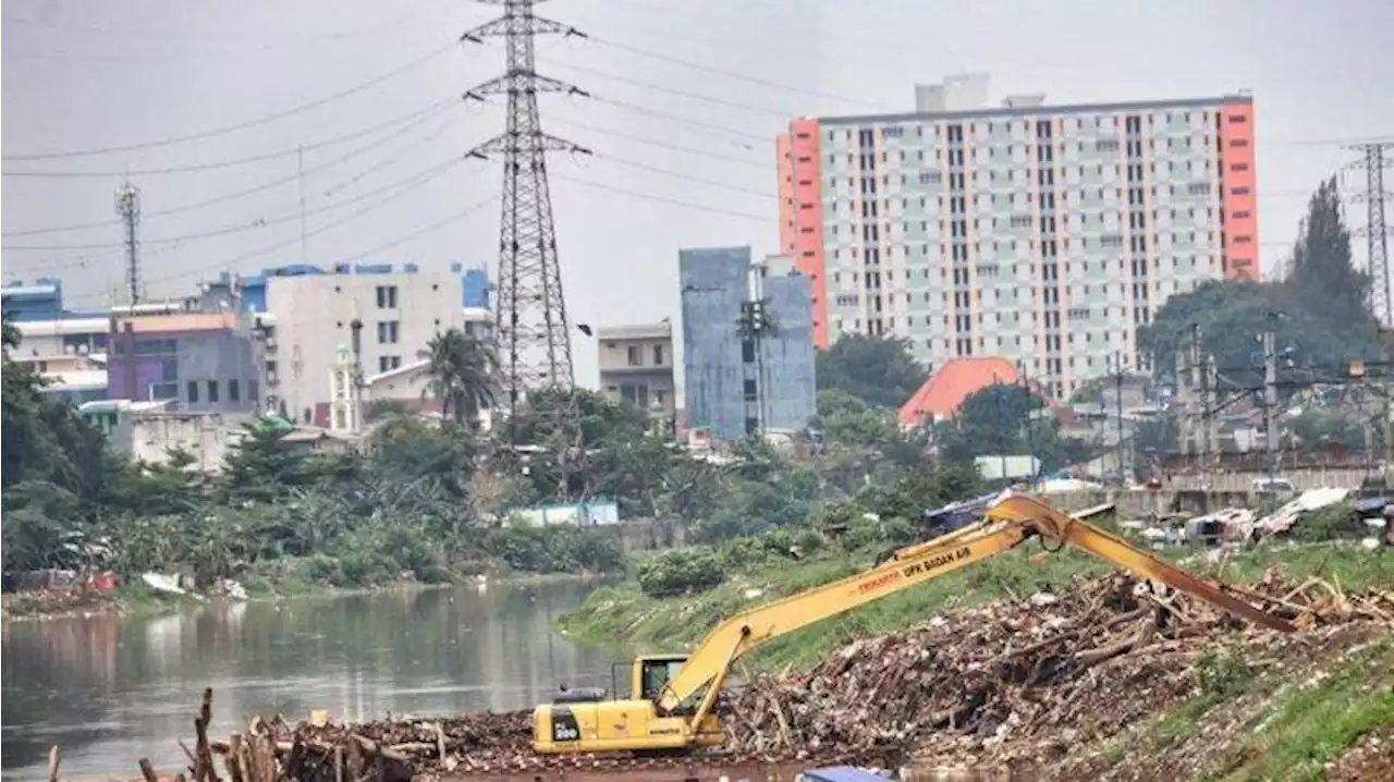 Jokowi: Siapapun Gubernurnya Harus Konsisten Rampungkan Normalisasi 13 Sungai di Jakarta - Tribunnews.com