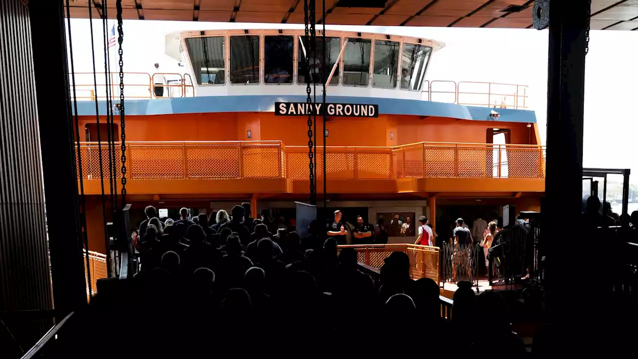 Staten Island Ferry engine fire prompts passenger evacuation