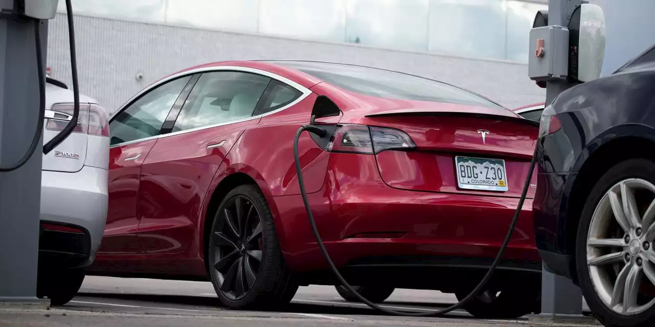 Tesla Doubles Discounts on Model 3 and Model Y Vehicles