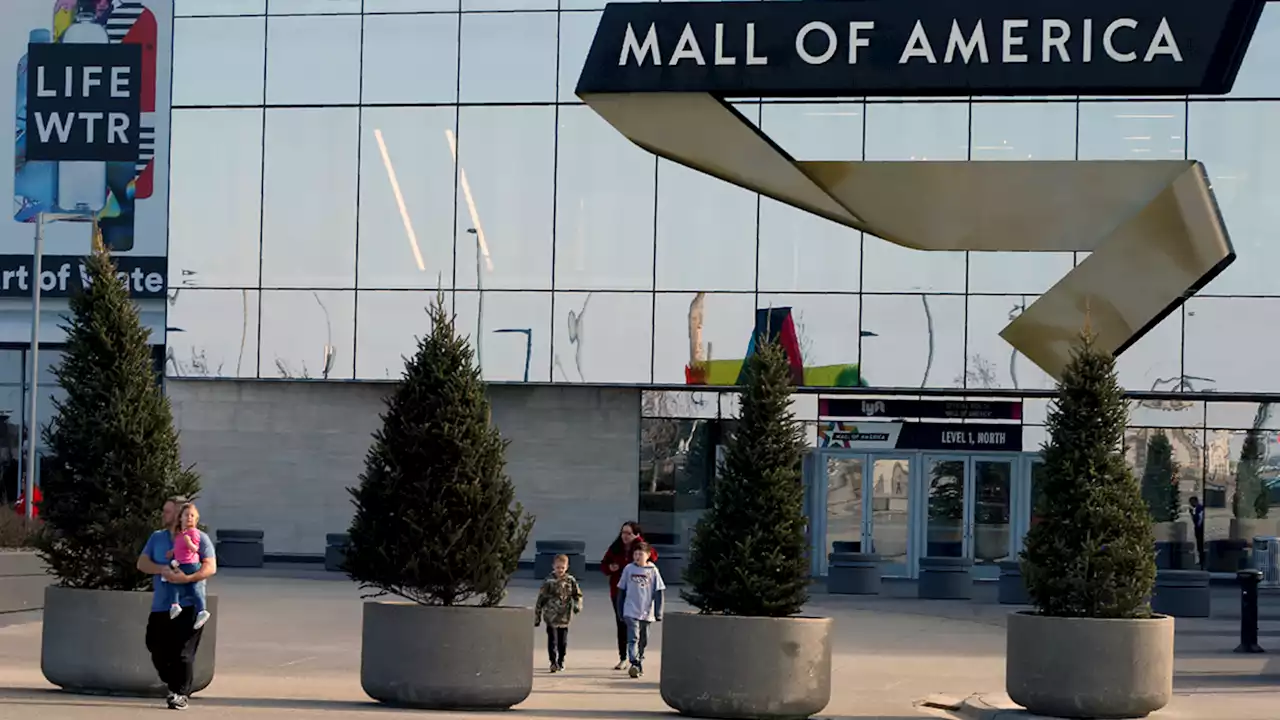 Mall of America lockdown lifted after reported shooting, police say