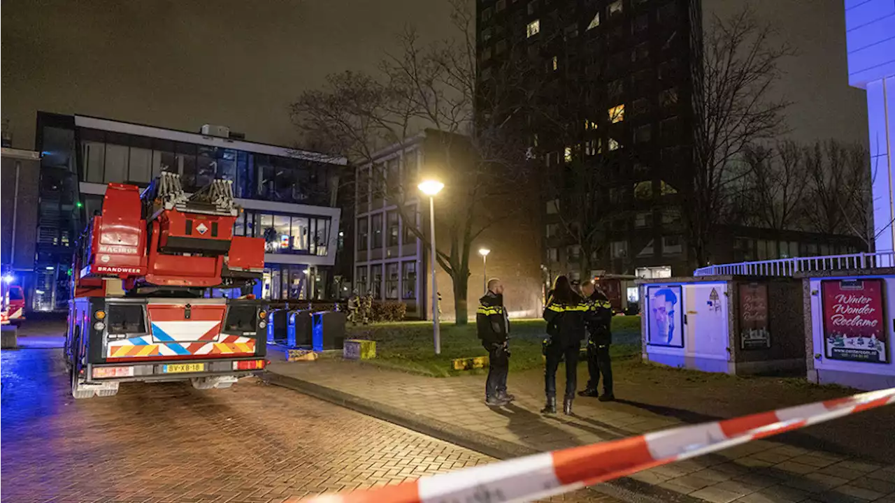 Grote brand in flat aan Pierre Lallementstraat in Oost