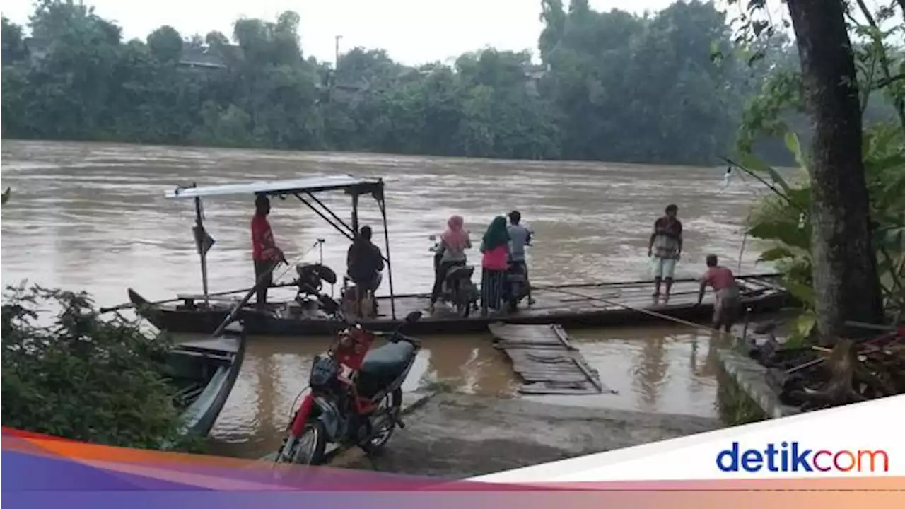 Dear Bupati Ngawi, Warga Sidolaju Butuh Jembatan Penyeberangan