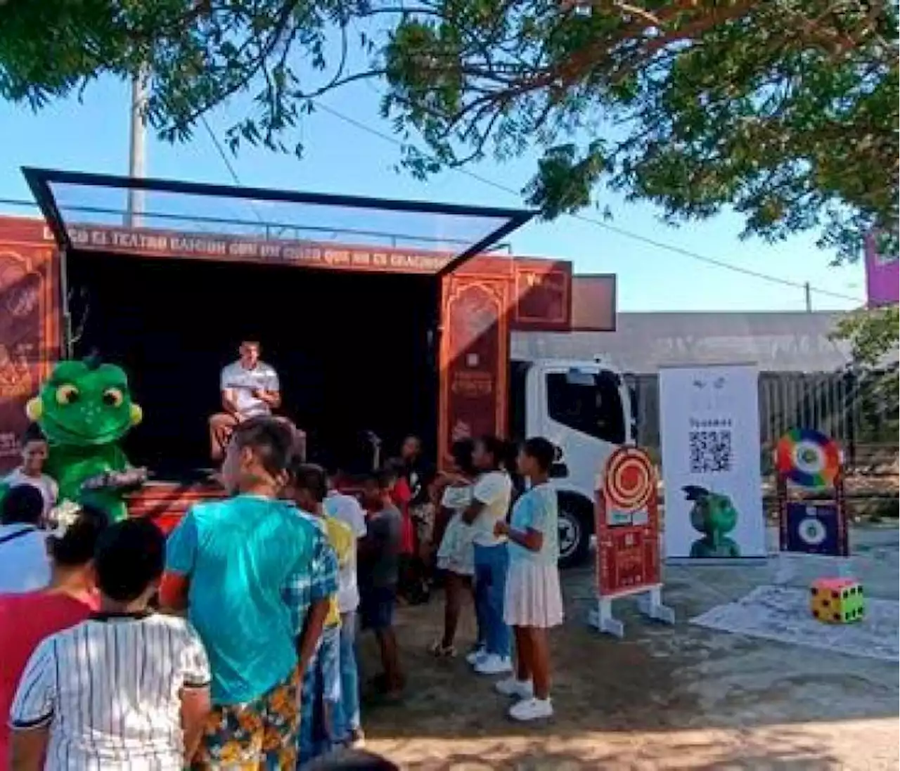 El teatro-camión ambiental que recorre Bolívar en esta Navidad