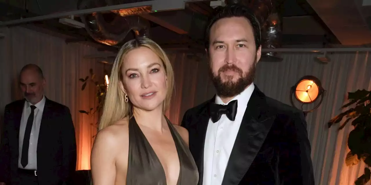 Kate Hudson's Plunging Ruched Dress Is so 2010