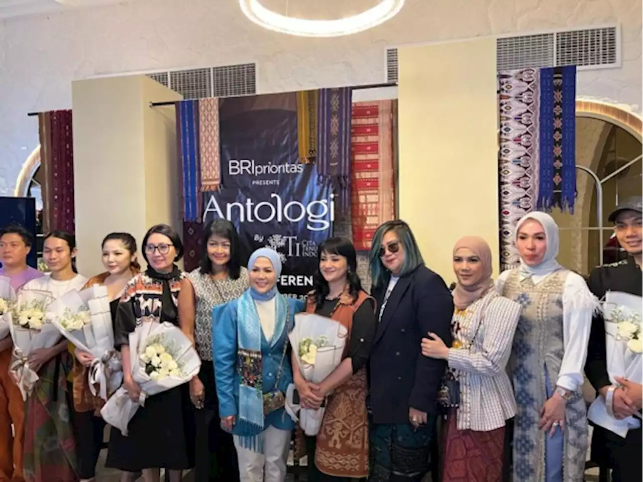 Dukung Industri Kreatif, BRI Kolaborasi dengan Cita Tenun Indonesia Garap Pameran ANTOLOGI