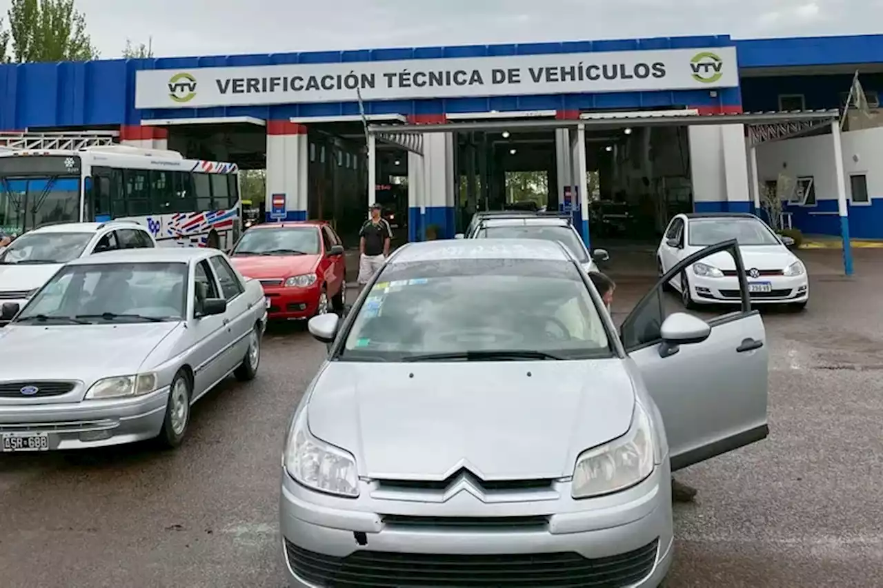 Sin Vtv La Odisea De Los Conductores Que Quieren Verificar El Auto Y