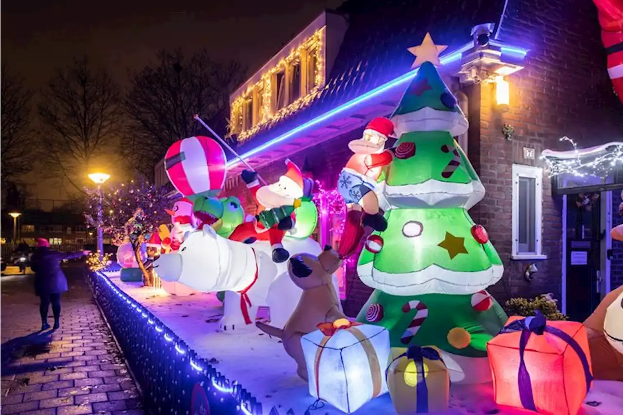 De kerstlampjes in Betondorp en Tuindorp Oostzaan flikkeren weer, ‘maar wel een tandje minder’