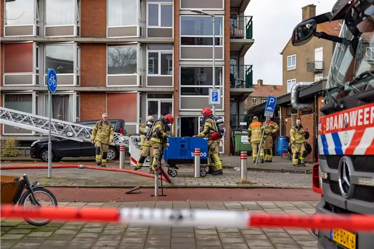 Kerstavond nog ver weg voor flatbewoners Slotermeerlaan na grote brand