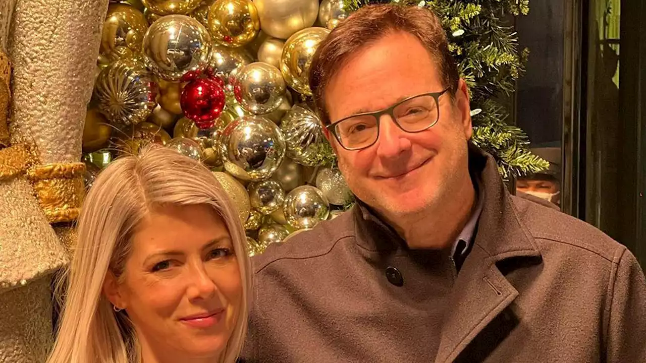 Kelly Rizzo Reflects on Last Christmas with Bob Saget on First Holiday After His Death