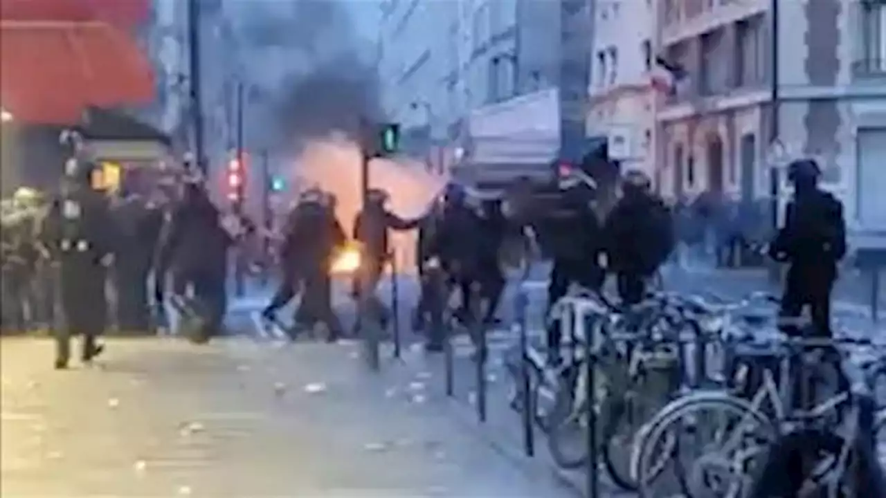 PKK supporters target French police officers in Paris clashes