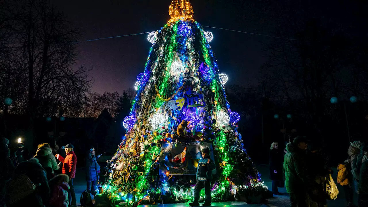 À Kiev, on fête Noël avec deux semaines d'avance et ce n'est pas anodin