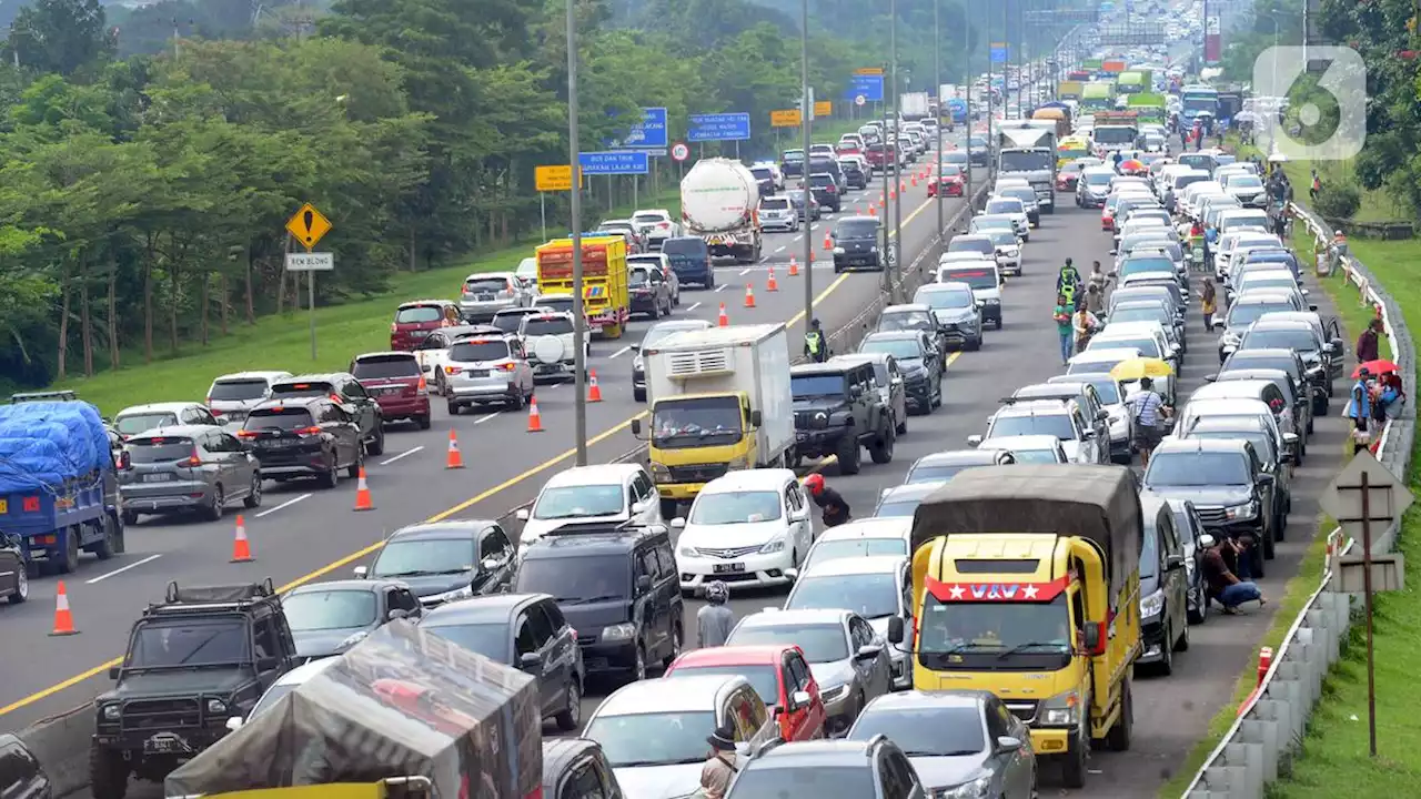 Libur Natal-Tahun Baru, Polisi Berlakukan One Way di Jalur Puncak Bogor Sejak Siang Tadi