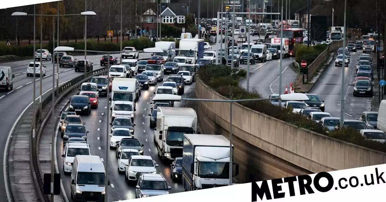 Boxing Day travel warning after all trains cancelled and airport staff walk out