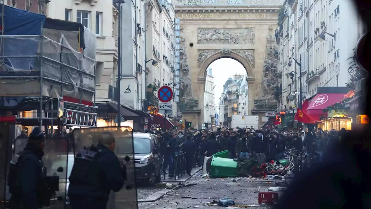 Once detenidos policías heridos en París durante la marcha por el ataque 'racista' al centro kurdo