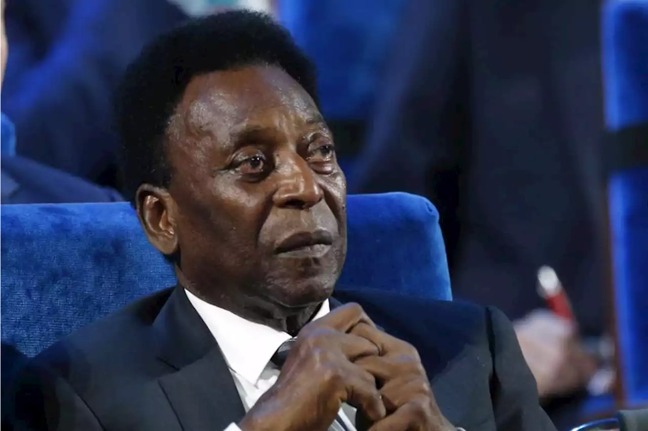 Pele Terpaksa Bermalam Natal di Rumah Sakit Bersama Keluarganya |Republika Online