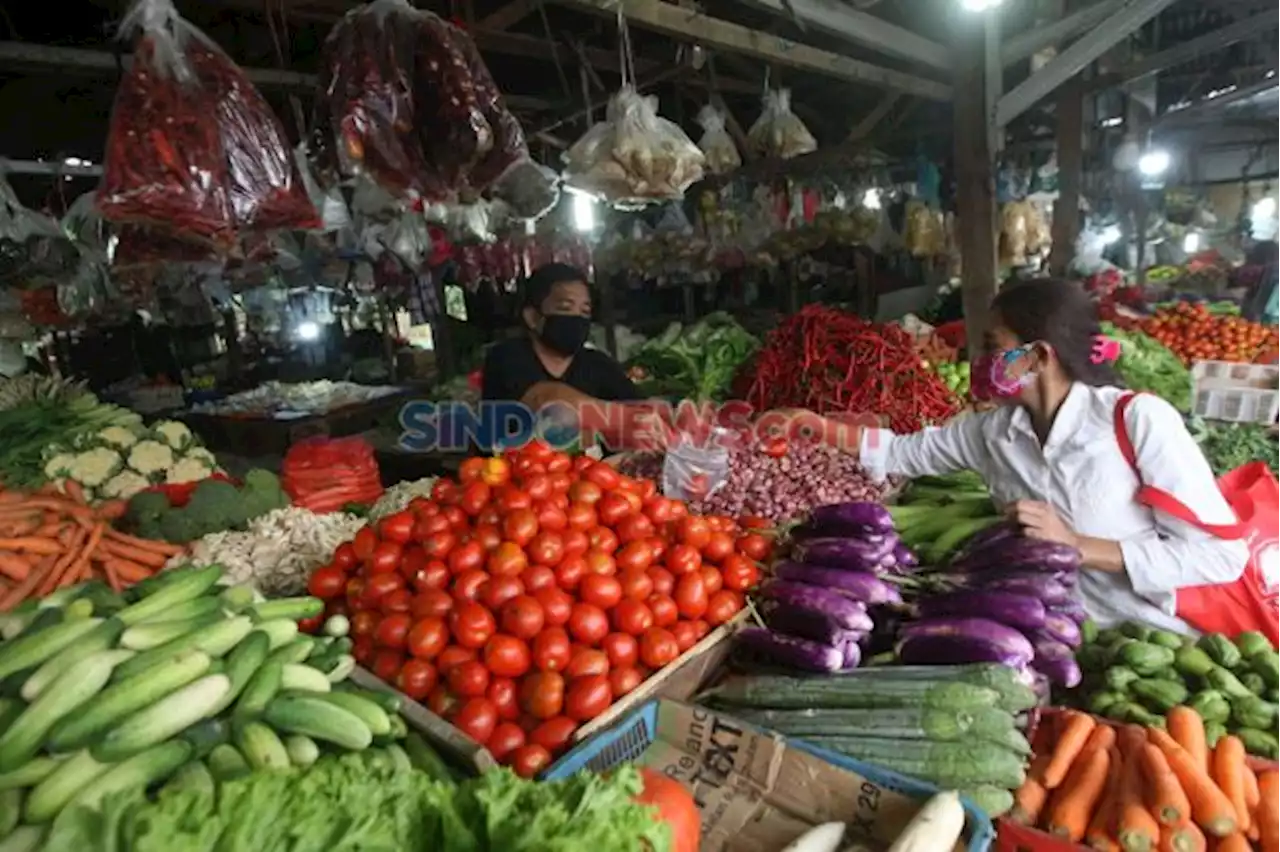 Harga Telur Hingga Beras Naik Berjamaah, Cabai Merah Meroket Paling Tinggi