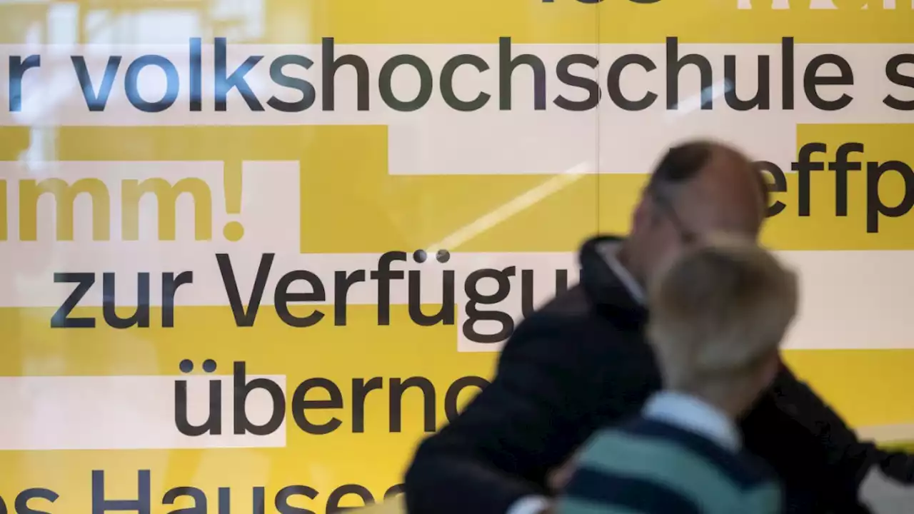 Volkshochschulen verlieren dramatisch viele Kursteilnehmer