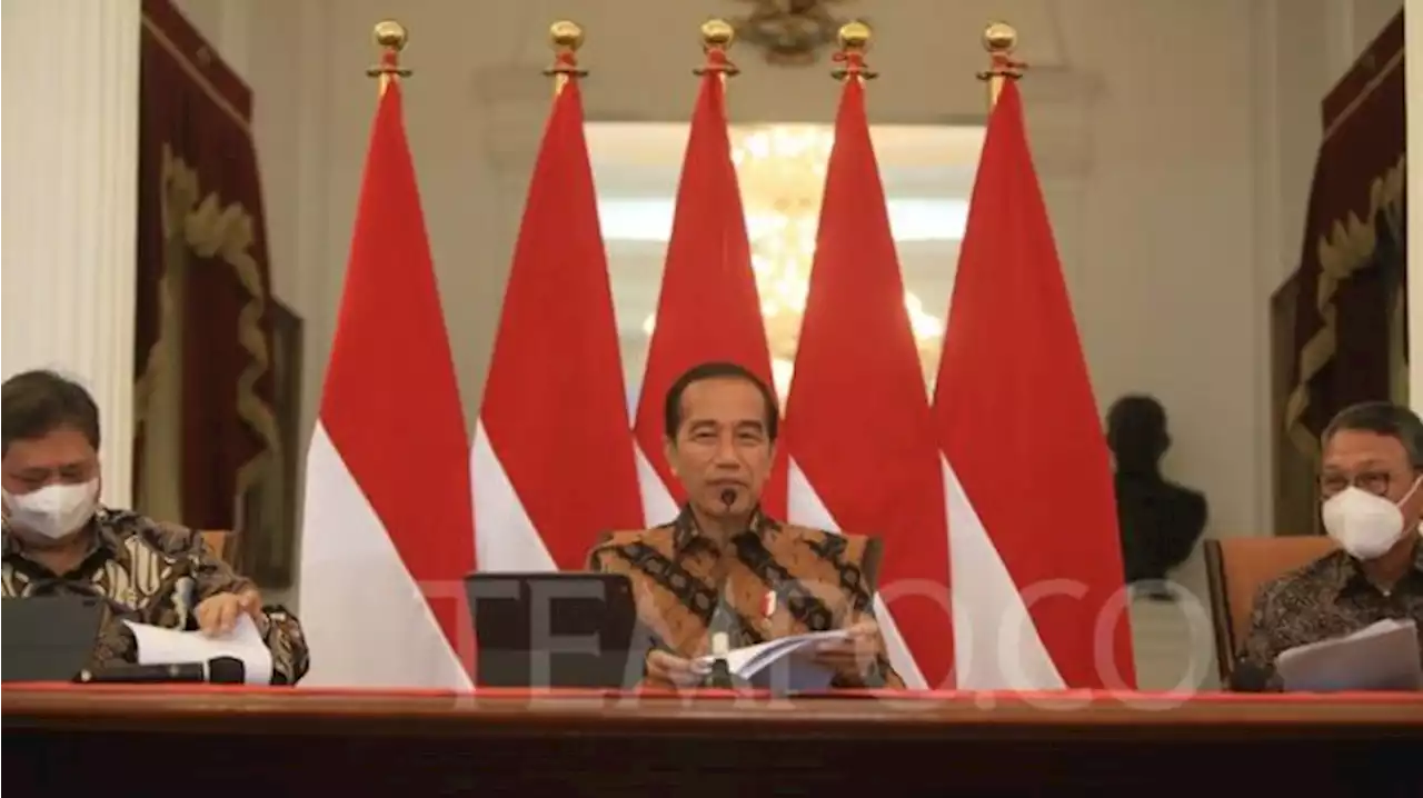 Jokowi Kunjungi Gereja Katedral Bogor Saat Perayaan Natal 2022