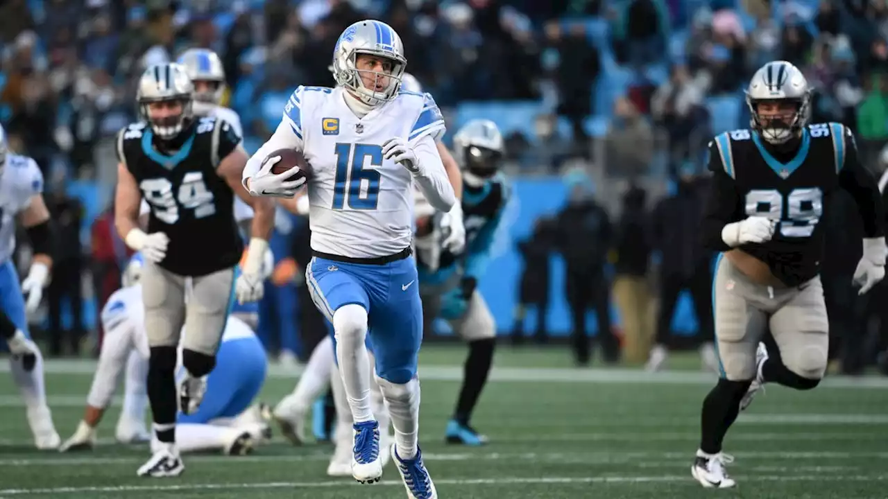 Lions QB Jared Goff rips field conditions at Panthers' Bank of America Stadium: 'Like cement'