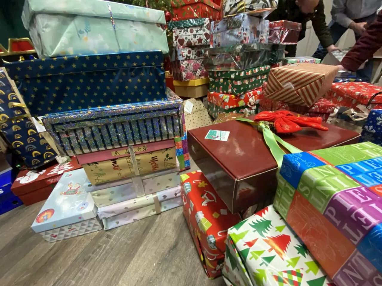 Cadeaux de Noël : ils sont de plus en plus nombreux à les revendre, déjà 650 000 annonces