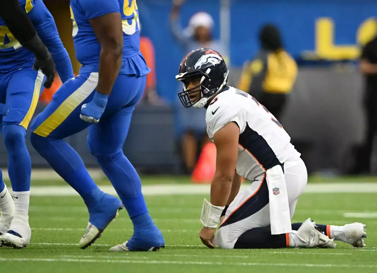 Broncos 4 downs: Broncos quarterback Russell Wilson way too generous on Christmas Day