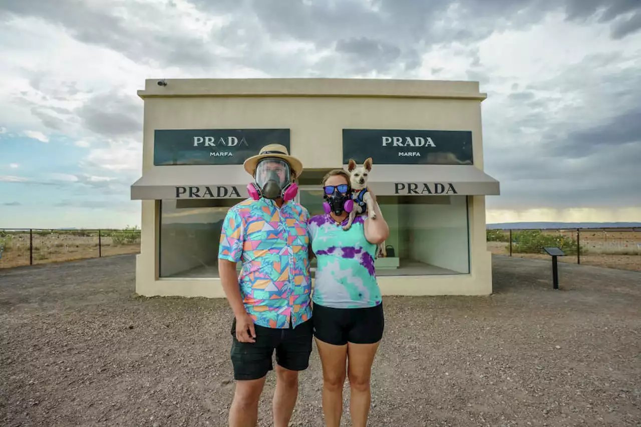 Texas roadside attractions: Cadillac Ranch, Prada Marfa, world's largest cowboy boots and more