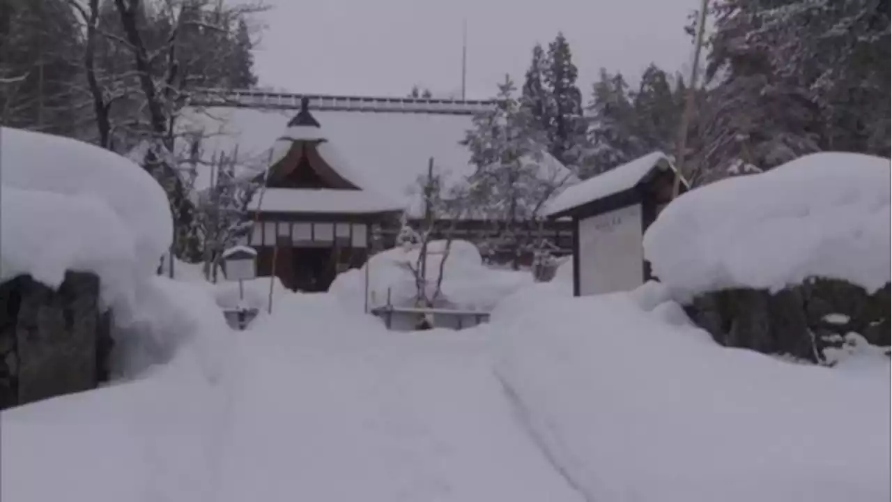 17 dead in days of heavy snow in Japan