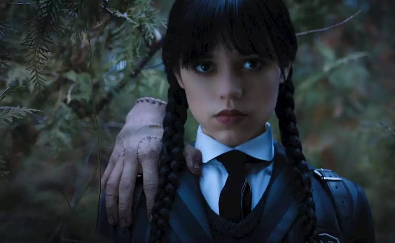 'Mercoledì' con Jenna Ortega: la recensione di Aldo Grasso della serie tv su Netflix - iO Donna