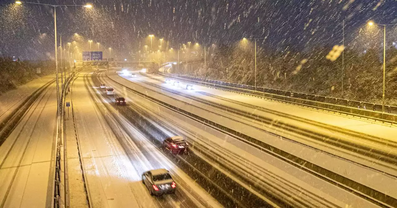 Ireland braced for rare ‘thundersnow’ amid Met Eireann winter storm fears
