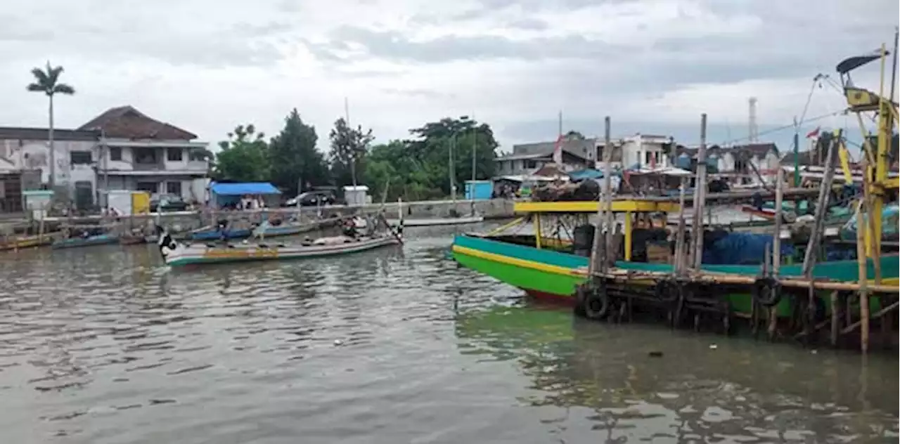 Cuaca Ekstrem, Nelayan Pasuruan Tak Melaut