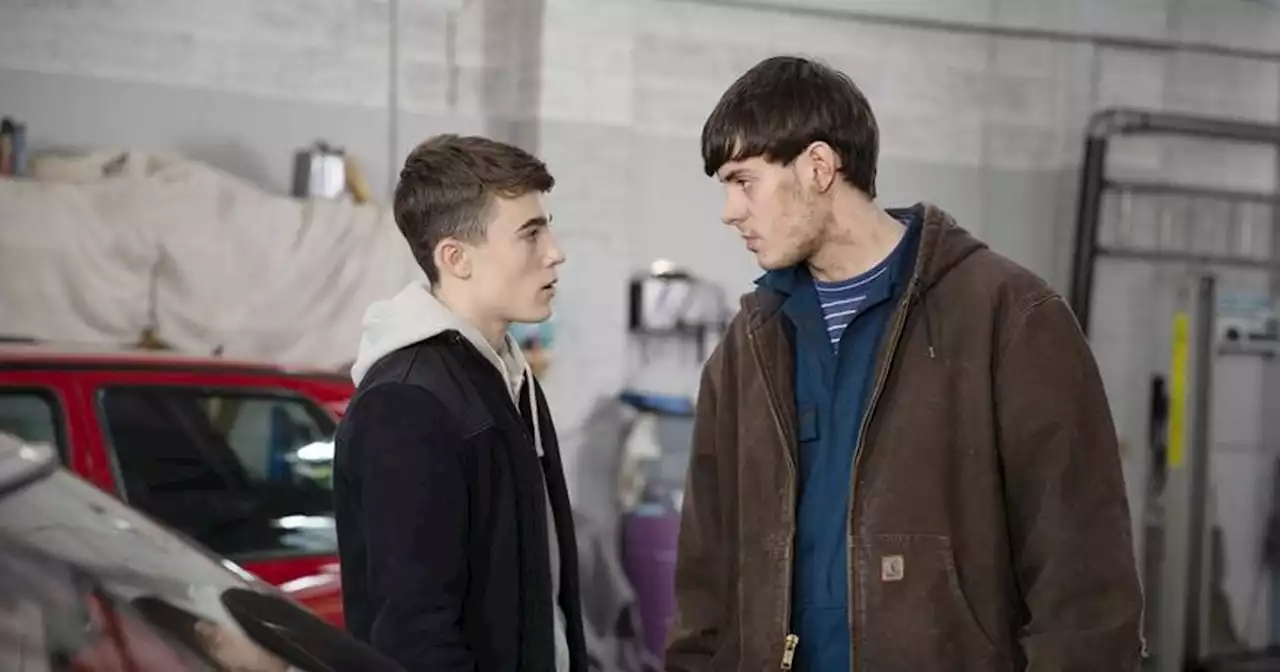 Emmerdale viewers praise 'young Cain and Chas' as flashback twist exposed