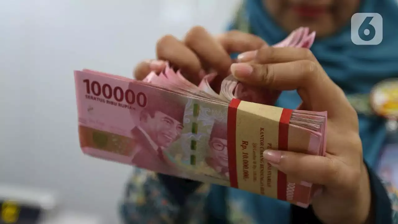 Awali Pekan Usai Libur Natal, Rupiah Loyo ke 15.600 per Dolar AS