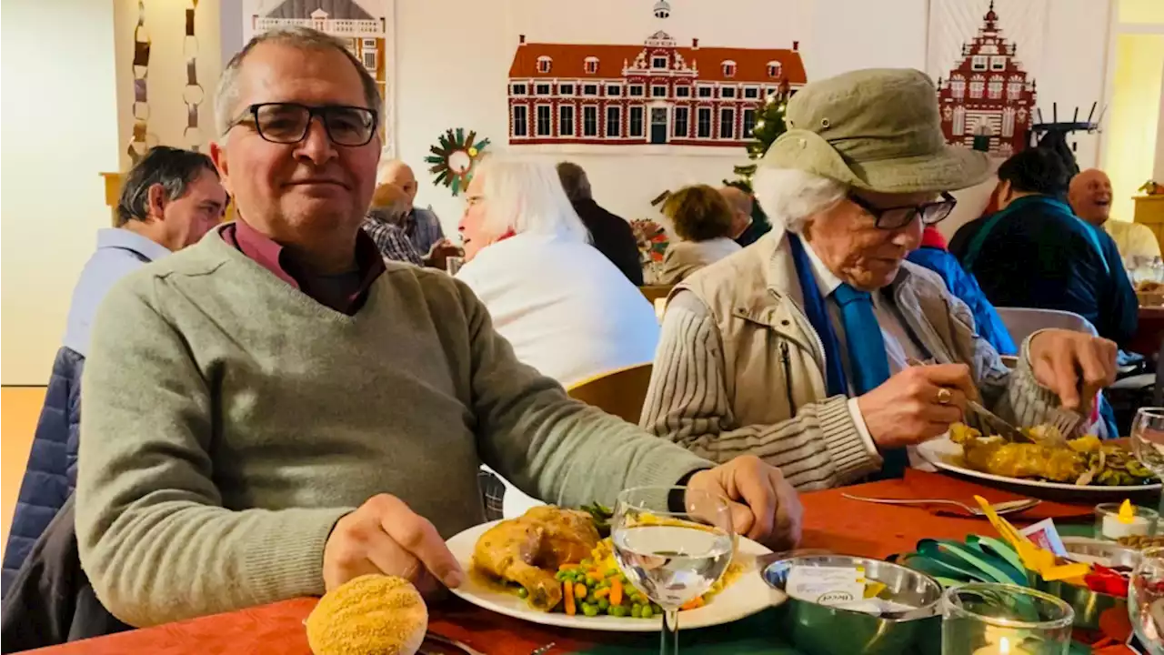 Speciaal kerstdiner voor dak- en thuislozen: 'Hier is Kerst voor bedoeld'