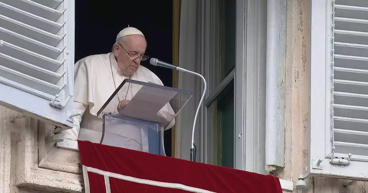 L'Angelus di Papa Francesco per l'Ucraina: 'Chiediamo la pace per il popolo martoriato'