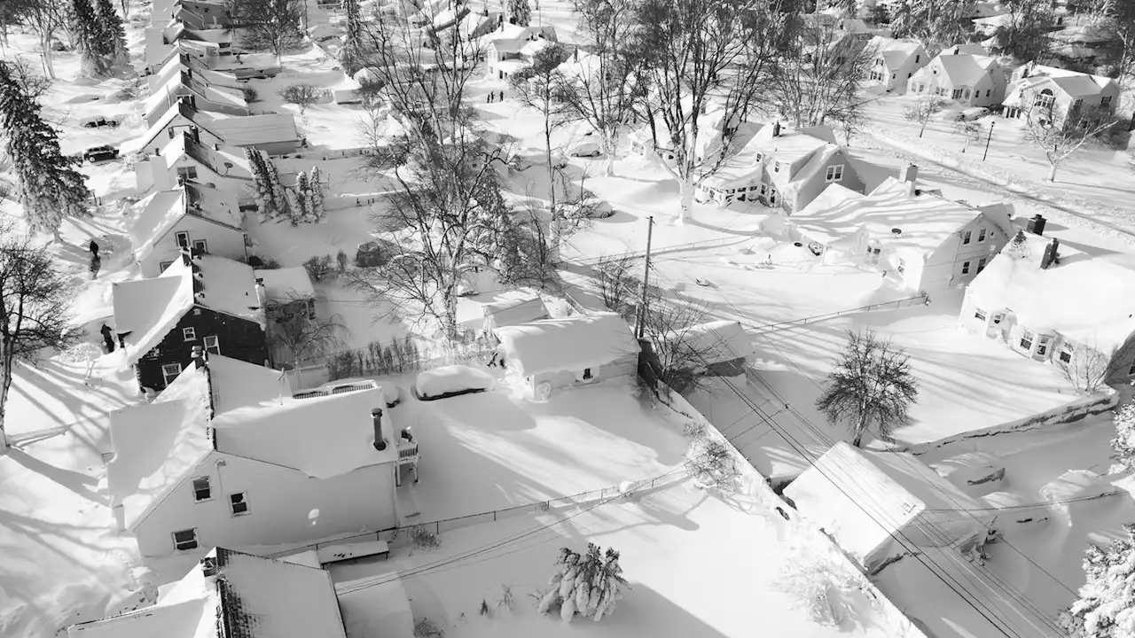 US bomb cyclone: At least 50 dead as North America gripped by devastating winter storm