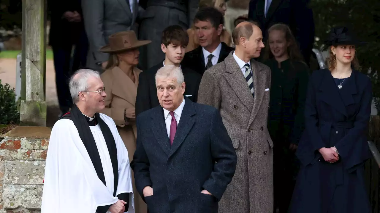 Le prince Andrew fait une apparition surprise à Sandringham malgré sa disgrâce