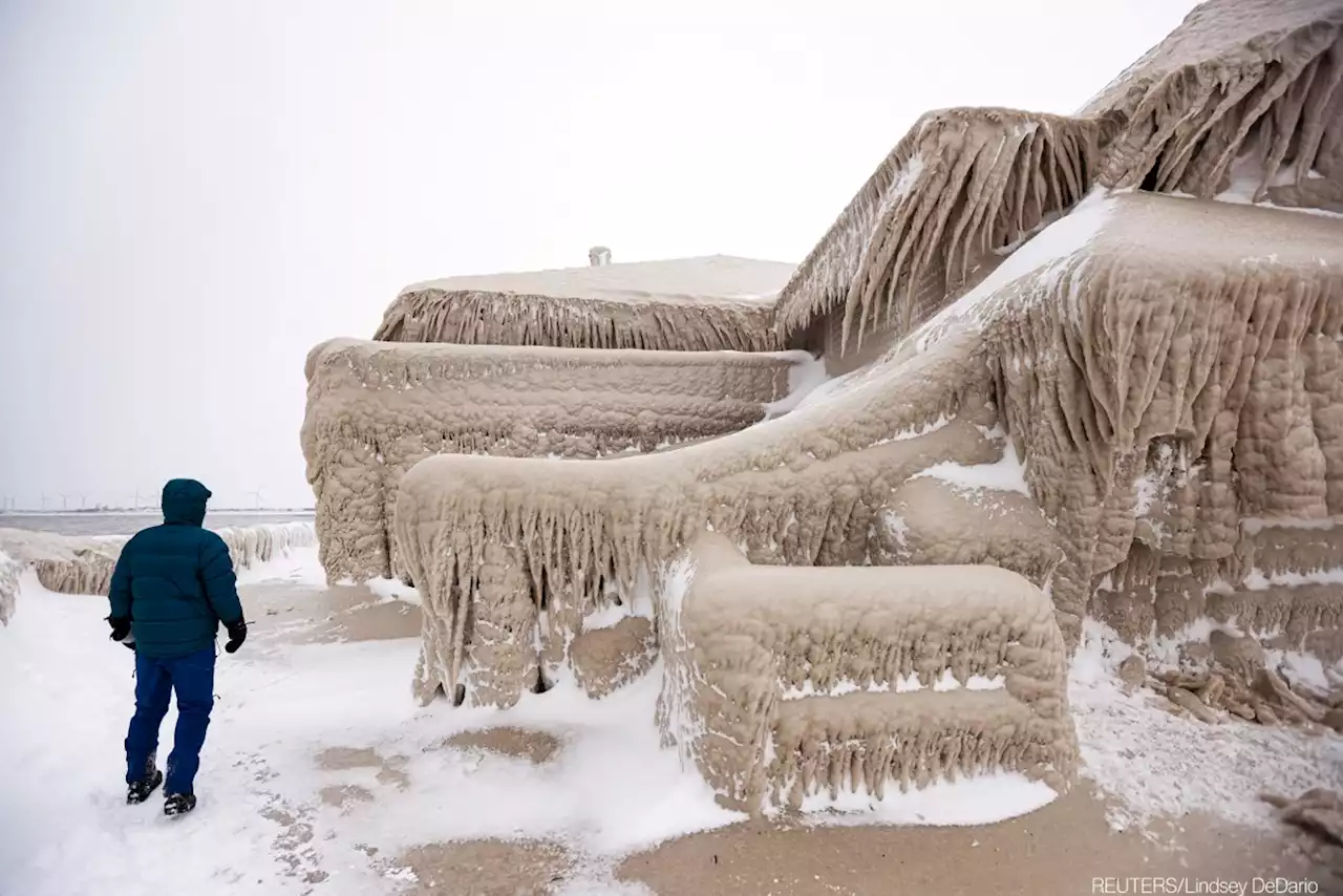 Buffalo hit by 'blizzard of the century,' governor says