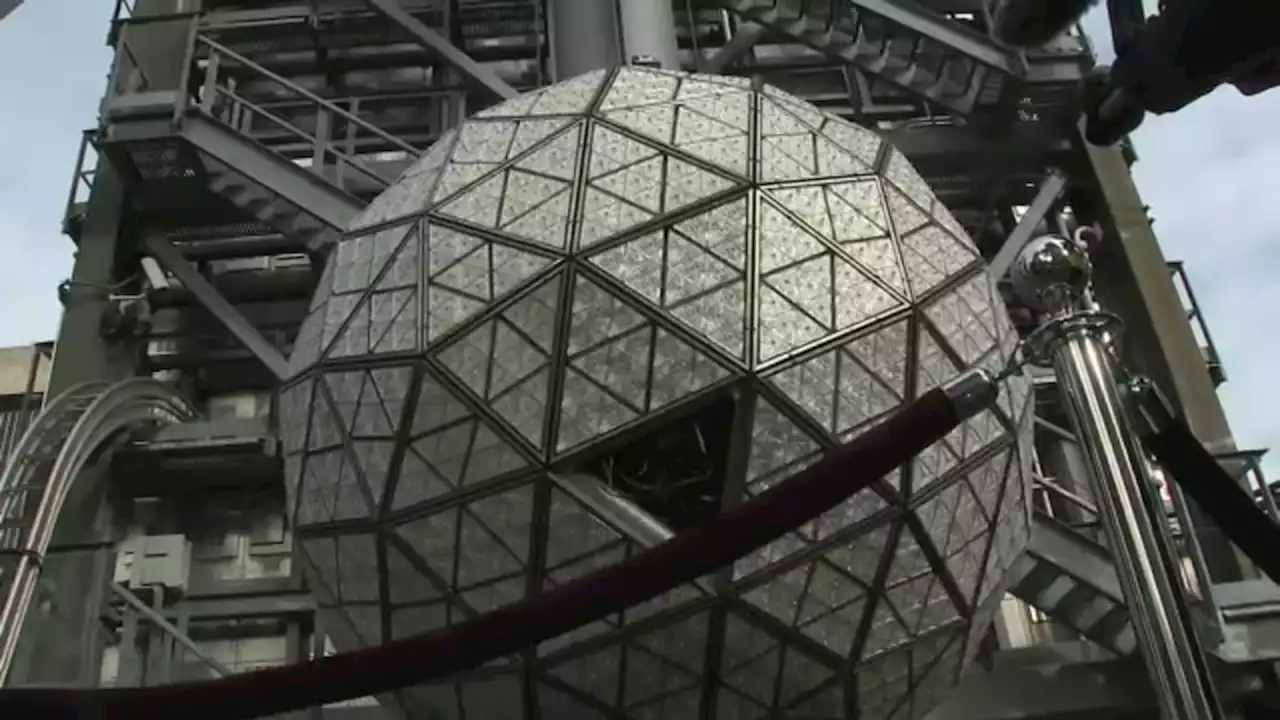 New Year's Eve ball in Times Square gets final touches as Waterford crystal panels installed