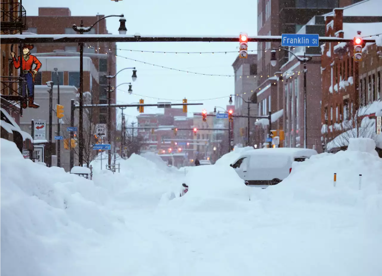 Buffalo blizzard | Biden pledges federal aid as winter storm death toll rises to 27 | amNewYork