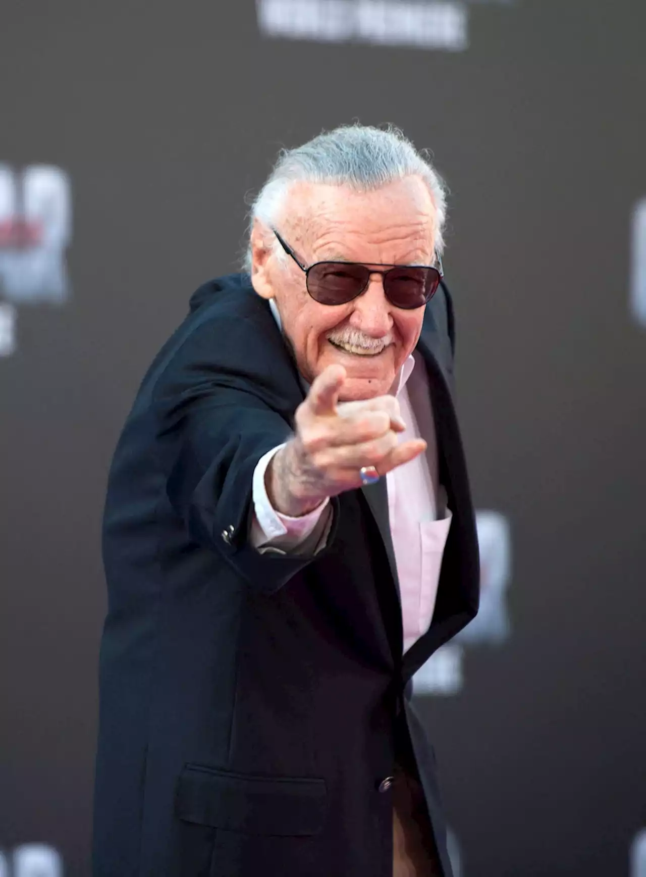 Neue Superkräfte braucht die Welt: Der Karton des Stan Lee