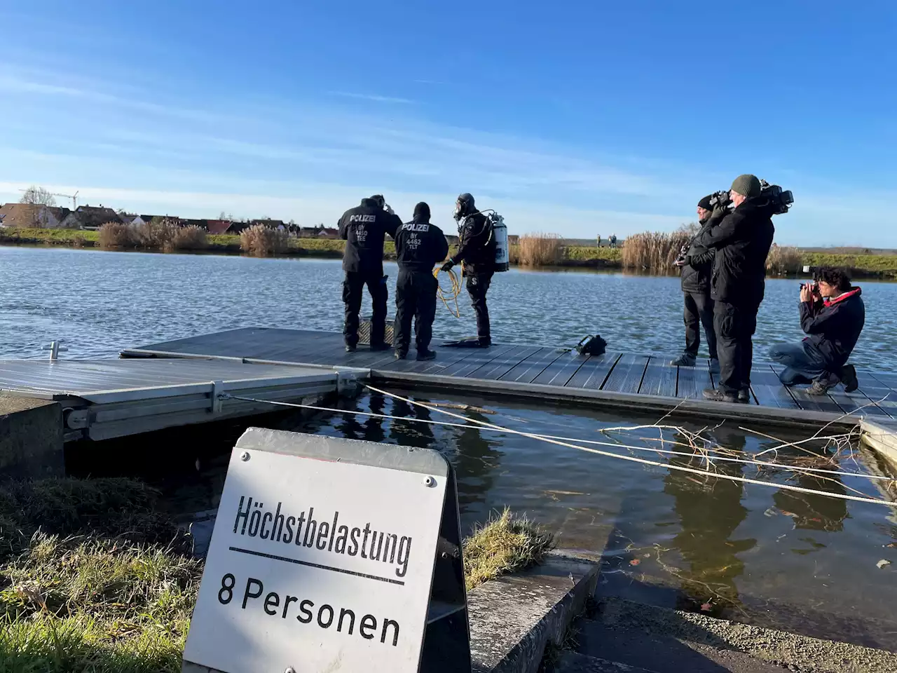 Suche nach vermisster Schwangerer mit Polizeitauchern läuft